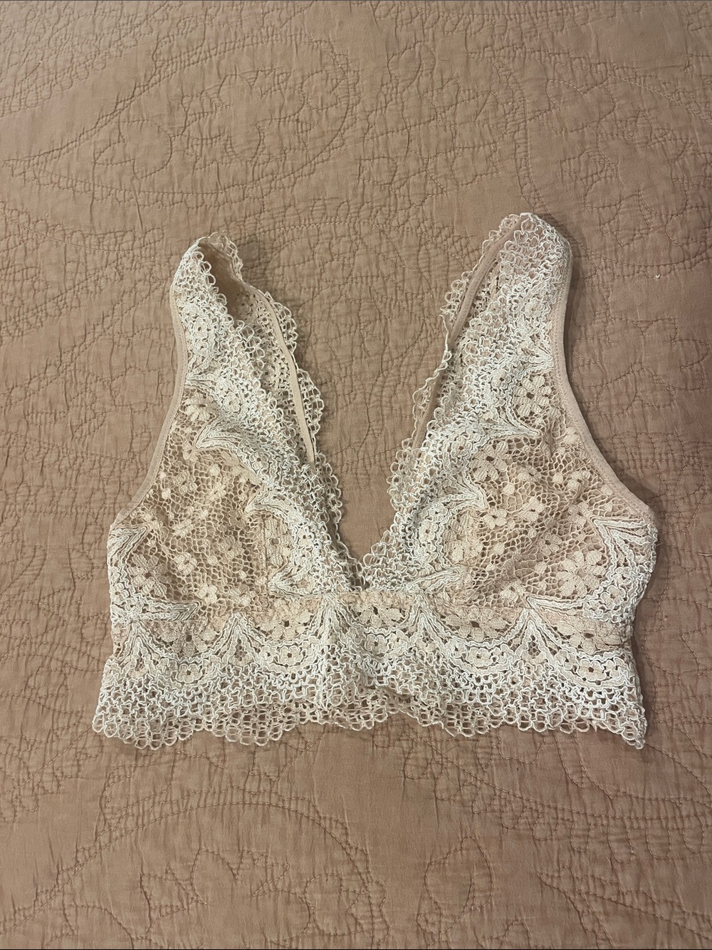 Victoria's Secret Blush Lace Bralette - V-Neck Lace Crop Top
